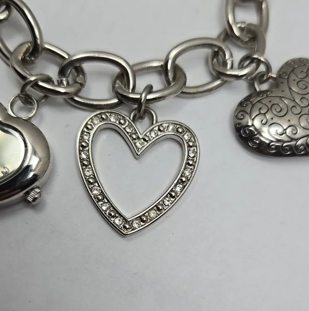 Womens Avon Silver Tone Heart Charm Watch New Battery Love Valentine Anniversary